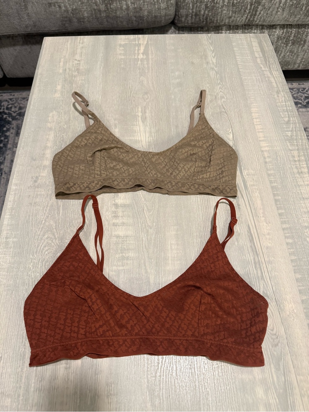 SKIMS Textured Bralette Set in Brown and Rust Red